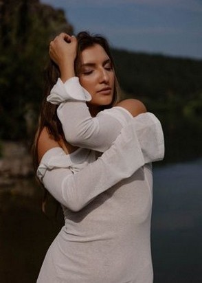 Арина (21), Чеховская, 5,000 ₽ час, Услуги семейной паре, Стриптиз не профи, тел +7(953)093-37-13