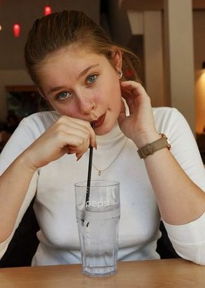 Вероника (24), Третьяковская, 5,000 ₽ час, Минет глубокий, Окончание на грудь, тел +7(986)904-18-76