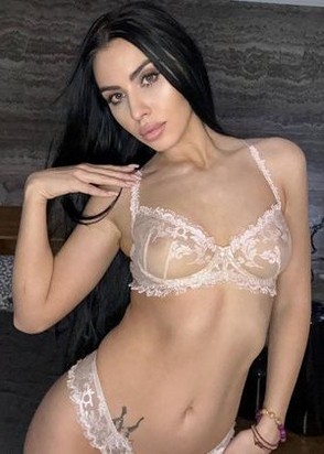 Лера (23), Тургеневская, 5,000 ₽ час, Минет в презервативе, Минет глубокий, тел +7(953)436-74-98