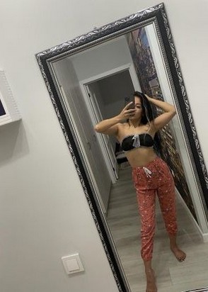 Карина (26), Фрунзенская, 19,000 ₽ час, Минет без резинки, Окончание на грудь, тел +7(950)783-26-18