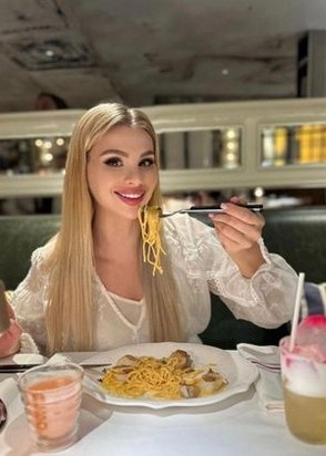 Рузанна (28), Чеховская, 16,000 ₽ час, Минет без резинки, Куннилингус, тел +7(953)674-40-15