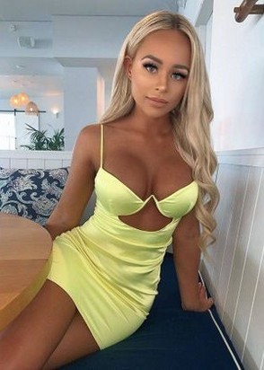 Лена (23), No phrase key specified, 10,000 ₽ час, Окончание на лицо, Массаж профессиональный, тел +7(904)039-28-31