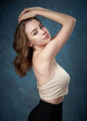 Катя (22), Фрунзенская, 5,000 ₽ час, Секс классический, Массаж эротический, тел +7(952)706-80-35