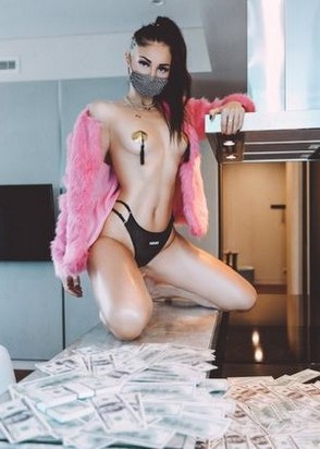 Триша (19), Студенческая, 10,000 ₽ час, Секс групповой, Окончание в рот, тел +7(999)824-42-64