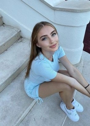 Мила (24), Смоленская, 7,000 ₽ час, Окончание в рот, Массаж эротический, тел +7(996)916-15-85