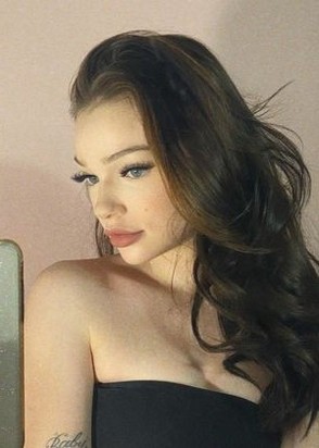 Юля (23), Молодежная, 8,000 ₽ час, Секс классический, Минет без резинки, тел +7(999)049-21-12