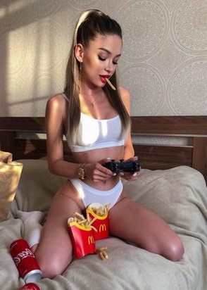 Моника (21), Шелепиха, 5,000 ₽ час, Минет без резинки, Массаж расслабляющий, тел +7(952)506-76-15