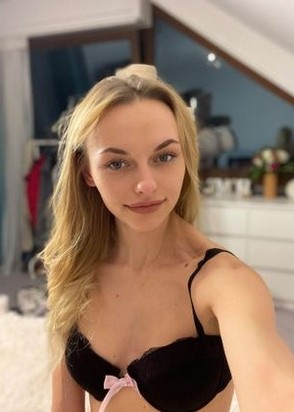 Оля (21), Кузьминки, 3,000 ₽ час, Минет глубокий, Окончание на грудь, тел +7(978)912-82-24