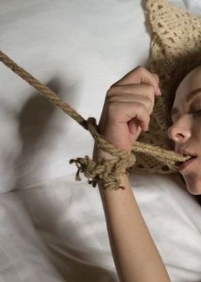 Валя (24), Шипиловская, 5,000 ₽ час, Минет без резинки, Массаж классический, тел +7(950)240-49-81