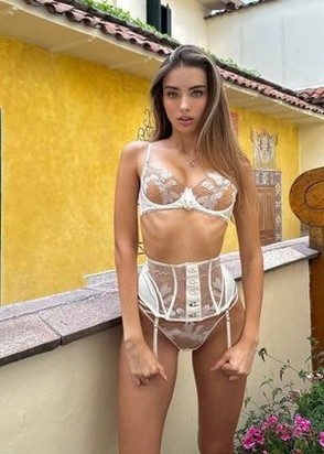 Олеся (24), Улица академика Янгеля, 8,000 ₽ час, Минет глубокий, Куннилингус, тел +7(988)094-61-58