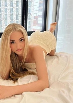 Ева (19), Выставочный Центр, 10,000 ₽ час, Секс классический, Игрушки, тел +7(950)961-72-95