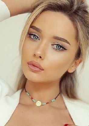 АЛИНА (22), Чеховская, 7,000 ₽ час, Окончание на грудь, Стриптиз не профи, тел +7(919)175-61-36