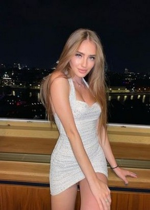 Кристина (22), Авиамоторная, 5,000 ₽ час, Массаж профессиональный, Массаж урологический, тел +7(988)472-89-68
