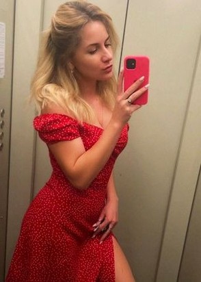 Ксюша (25), No phrase key specified, 4,000 ₽ час, Игры, Фото/видео съемка (доп.), тел +7(919)542-86-94