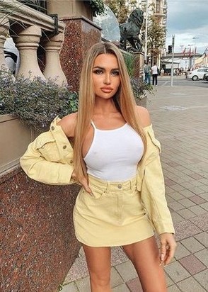 Лера (22), Смоленская, 8,000 ₽ час, Стриптиз не профи, Легкая доминация, тел +7(927)420-16-31