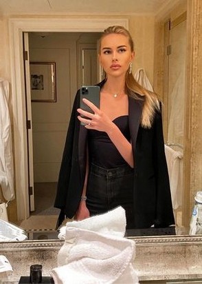 Арина (61), No phrase key specified, 2,500 ₽ час, Секс анальный, Услуги семейной паре, тел +7(928)280-64-13