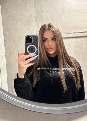 Крис (23), No phrase key specified, 2,500 ₽ час, Минет в машине, Массаж расслабляющий, тел +7(921)274-32-34