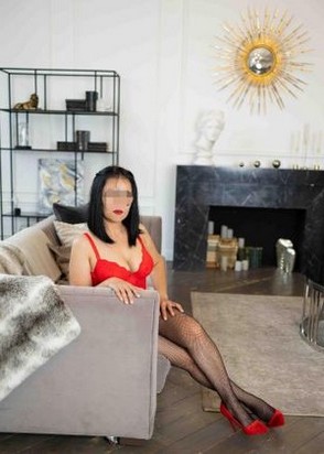 Лиза (33), Каширская, 2,000 ₽ час, Минет в презервативе, Минет глубокий, тел +7(931)732-73-95