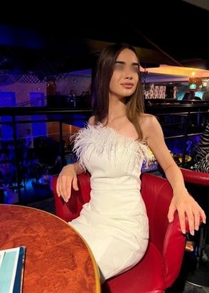 Клео (20), Фрунзенская, 17,000 ₽ час, Секс групповой, Куннилингус, тел +7(952)341-40-70