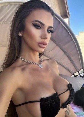 Мира (27), Университет, 3,000 ₽ час, Минет в презервативе, Массаж эротический, тел +7(918)921-09-69