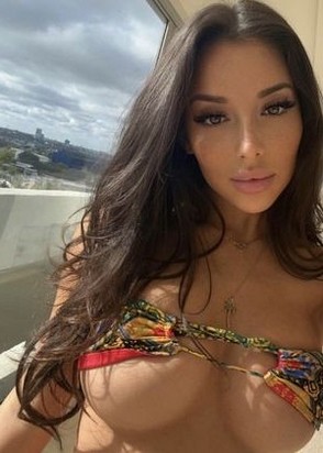 Ксюша (25), Москворечье-Сабурово, 3,000 ₽ час, Стриптиз не профи, Массаж эротический, тел +7(931)834-49-49