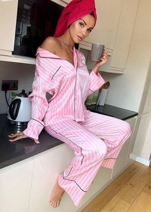 Лена (26), Хорошевская, 8,000 ₽ час, Секс классический, Стриптиз не профи, тел +7(988)497-63-58