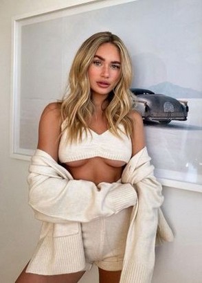 Лора (25), Фили, 6,000 ₽ час, Секс классический, Секс групповой, тел +7(918)645-45-75