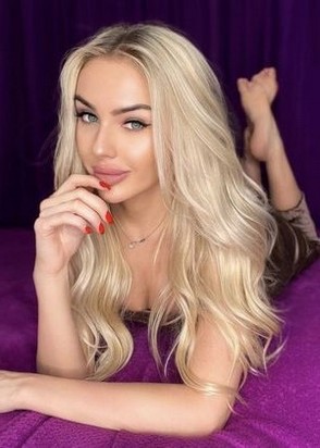 Николь (24), Крылатское, 10,000 ₽ час, Минет глубокий, Окончание на лицо, тел +7(937)219-21-93