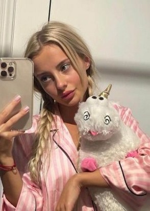 Аня (22), Университет, 7,000 ₽ час, Куннилингус, Окончание на лицо, тел +7(929)576-12-12