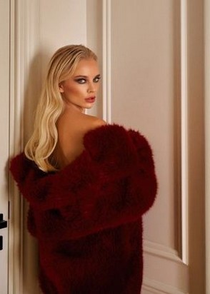 Яна (19), Шаболовская, 3,000 ₽ час, Минет глубокий, Стриптиз не профи, тел +7(918)264-59-98