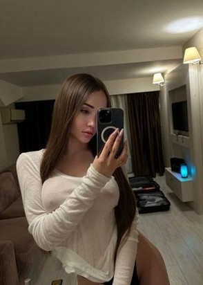 Карина (25), Строгино, 2,000 ₽ час, Услуги семейной паре, Минет без резинки, тел +7(900)170-90-84