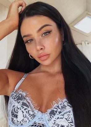 Катрин (20), Планерная, 8,000 ₽ час, Минет в презервативе, Стриптиз не профи, тел +7(921)473-40-79