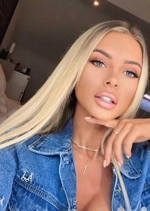 Адель (26), Измайлово, 8,000 ₽ час, Куннилингус, Массаж эротический, тел +7(931)856-51-03