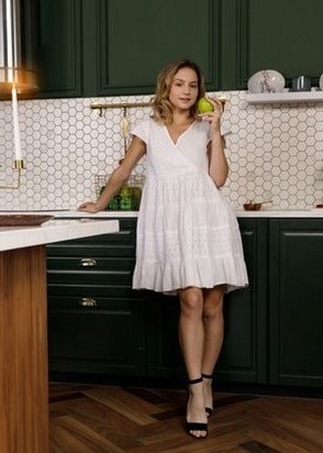 Екатерина (25), Бибирево, 3,000 ₽ час, Секс классический, Окончание на грудь, тел +7(951)918-01-23