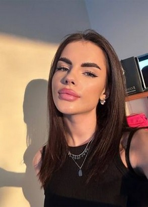 Настя (22), Алма-Атинская, 2,000 ₽ час, Секс групповой, Окончание в рот, тел +7(928)396-62-24