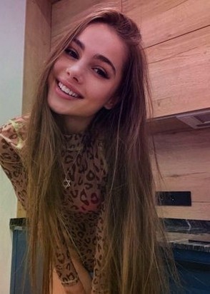 Яна (19), ВДНХ, 8,000 ₽ час, Стриптиз не профи, Фетиш, тел +7(978)504-42-10