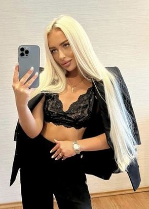 Вероника (25), Достоевская, 10,000 ₽ час, Окончание на лицо, Массаж расслабляющий, тел +7(904)054-98-81