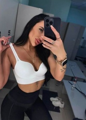 Арина (25), Шелепиха, 8,000 ₽ час, Секс классический, Минет в презервативе, тел +7(929)231-39-60