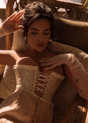 Лена (21), Молодежная, 5,000 ₽ час, Минет в презервативе, Массаж урологический, тел +7(927)415-09-37