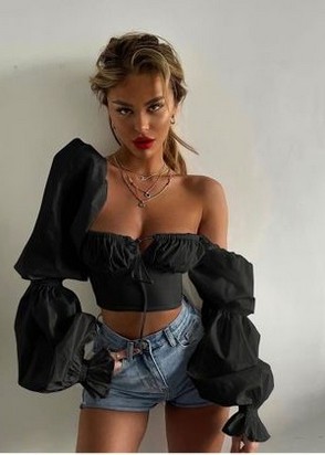 Есения (21), Первомайская, 8,000 ₽ час, Минет в презервативе, Окончание на грудь, тел +7(986)169-34-47