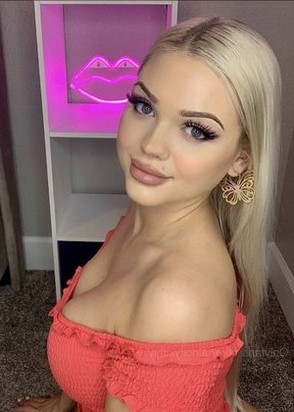 Жанна (22), No phrase key specified, 2,000 ₽ час, Игрушки, Стриптиз не профи, тел +7(996)924-07-63