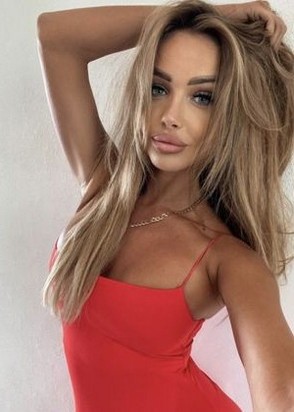 Алина (27), Шаболовская, 3,000 ₽ час, Окончание на лицо, Легкая доминация, тел +7(987)478-09-72