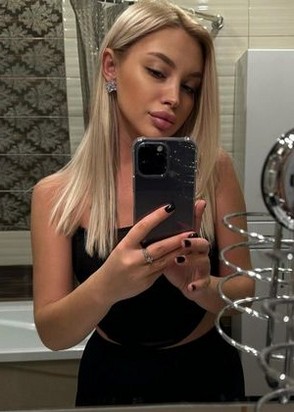 Ирина (19), Смоленская, 8,000 ₽ час, Секс анальный, Окончание на лицо, тел +7(937)034-46-28