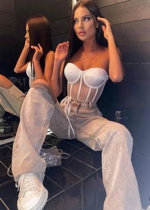 Милана (26), Смоленская, 18,000 ₽ час, Секс анальный, Минет без резинки, тел +7(919)632-86-64