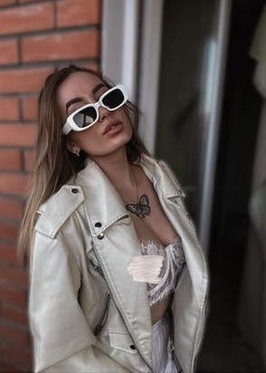 Женя (22), Чкаловская, 8,000 ₽ час, Окончание на лицо, Легкая доминация, тел +7(951)648-96-12