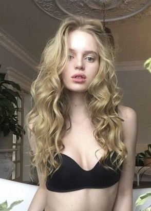 Нелли (24), Крестьянская застава, 3,000 ₽ час, Игрушки, Страпон, тел +7(937)605-68-49