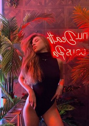 Катя (21), Первомайская, 5,000 ₽ час, Окончание на грудь, Массаж расслабляющий, тел +7(988)645-53-12