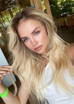 Соня (19), Орехово, 8,000 ₽ час, Секс классический, Минет без резинки, тел +7(950)056-16-95