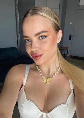 Света (23), Третьяковская, 8,000 ₽ час, Услуги семейной паре, Окончание на лицо, тел +7(978)283-96-35