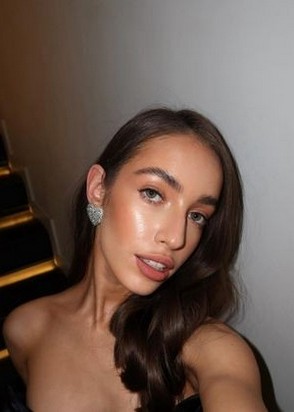 Вера (25), No phrase key specified, 8,000 ₽ час, Окончание на лицо, Стриптиз не профи, тел +7(988)176-14-38